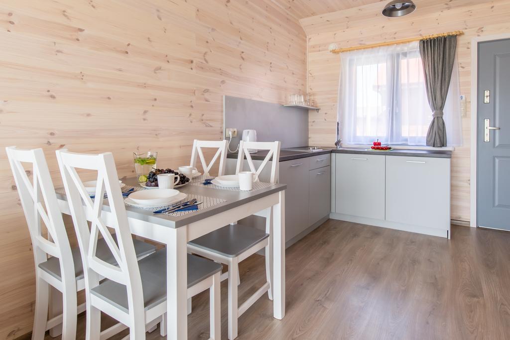 Amelia Apartment ครีนิซามอร์สกา ภายนอก รูปภาพ